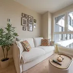 Xpce Urban 2 Skyline Parking Free *