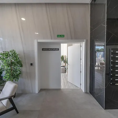 Xpce Urban 2 Skyline Parking Free Μάλαγα